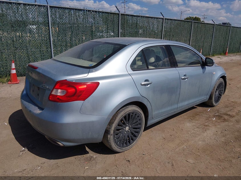 2012 Suzuki Kizashi VIN JS2RE9A31C6101089 IAAI salvage auction — NORMAL WEAR, Clear (Kansas), sold $250 on 2026-07-31 (photo 4)