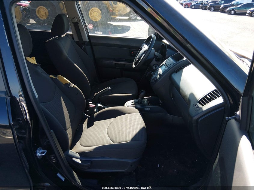 2013 Kia Soul VIN KNDJT2A59D7566320 IAAI salvage auction — NORMAL WEAR, Clear - Public Restricted (Oregon), sold $150 on 2026-07-18 (photo 5)