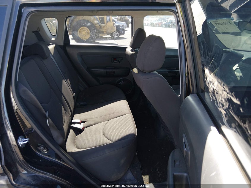 2013 Kia Soul VIN KNDJT2A59D7566320 IAAI salvage auction — NORMAL WEAR, Clear - Public Restricted (Oregon), sold $150 on 2026-07-18 (photo 8)