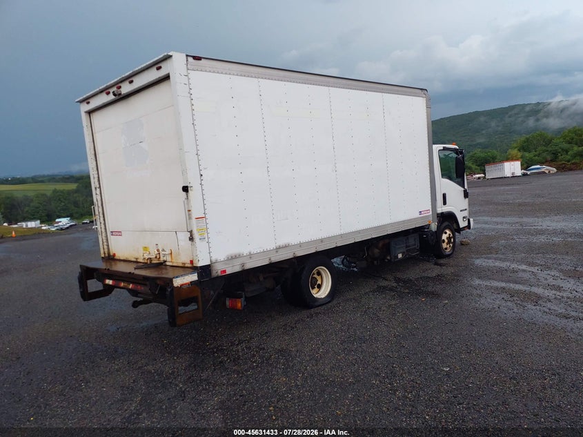 2015 Isuzu Npr VIN JALC4W16XF7000576 IAAI salvage auction — RIGHT FRONT, Clear (New Jersey), sold $9,100 on 2026-09-10 (photo 4)
