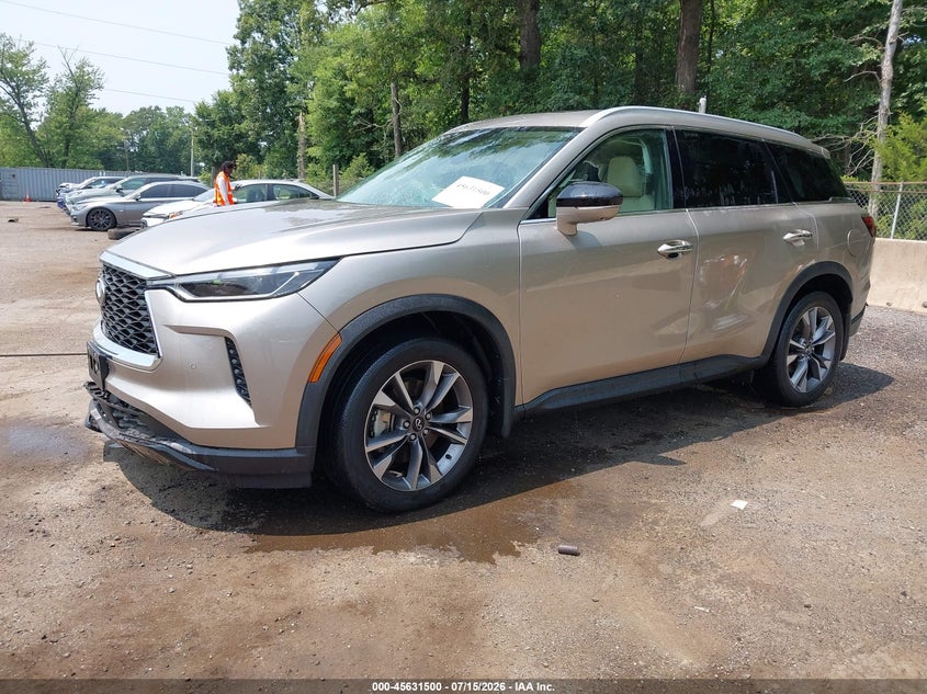 2023 Infiniti Qx60 VIN 5N1DL1FS4PC331515 IAAI salvage auction — SIDE, Salvage Title, sold $10,000 on 2026-08-21 (photo 2)