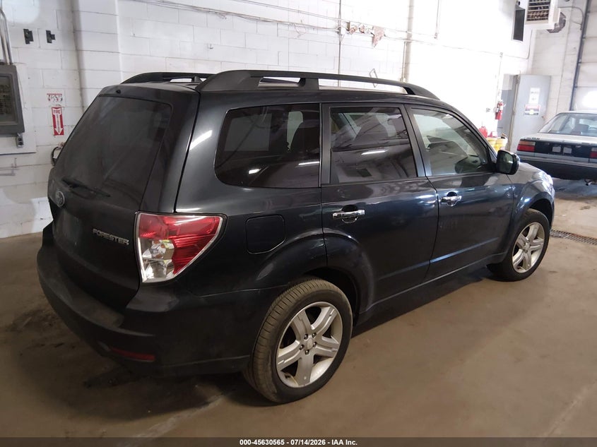 2010 Subaru Forester VIN JF2SH6CC5AH769608 IAAI salvage auction — NORMAL WEAR, Clear (Minnesota), sold $550 on 2026-07-29 (photo 4)