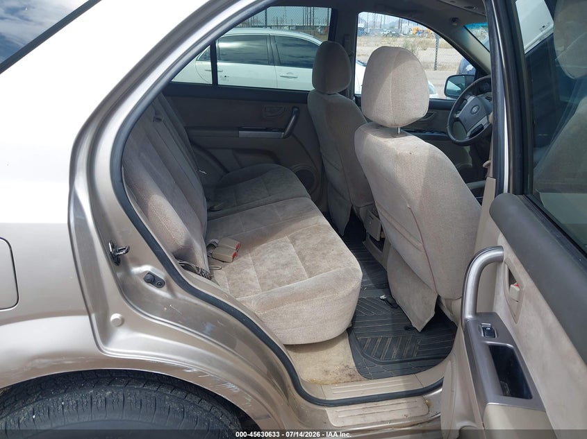 2006 Kia Sorento VIN KNDJD733865552333 IAAI salvage auction — NORMAL WEAR, Clear (Arizona), sold $150 on 2026-07-30 (photo 8)