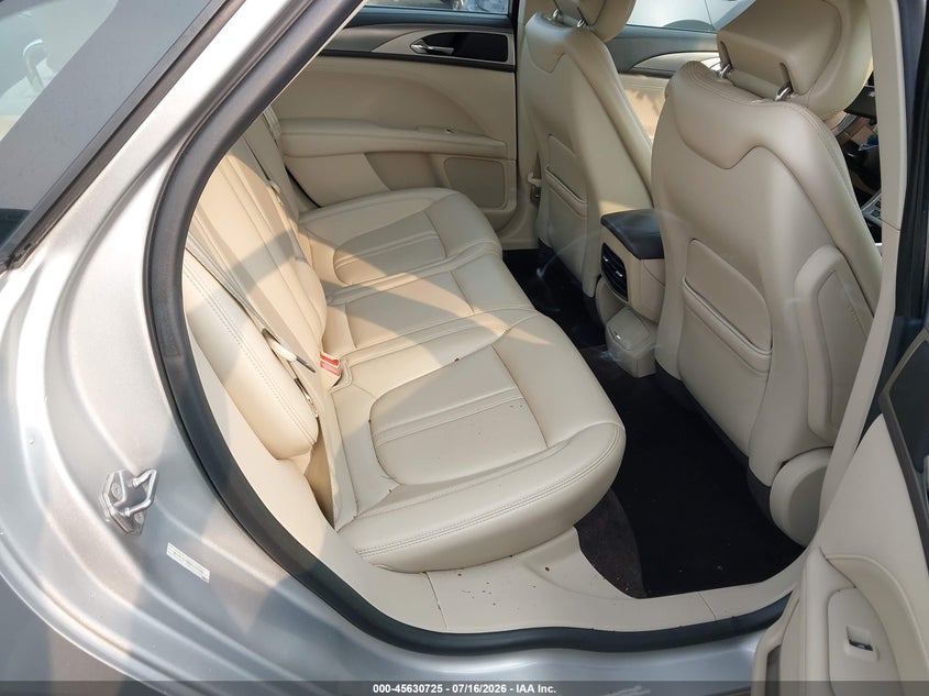 2018 Lincoln Mkz VIN 3LN6L5A9XJR615518 IAAI salvage auction — ROOF, Salvage Title, sold $3,050 on 2026-07-31 (photo 8)