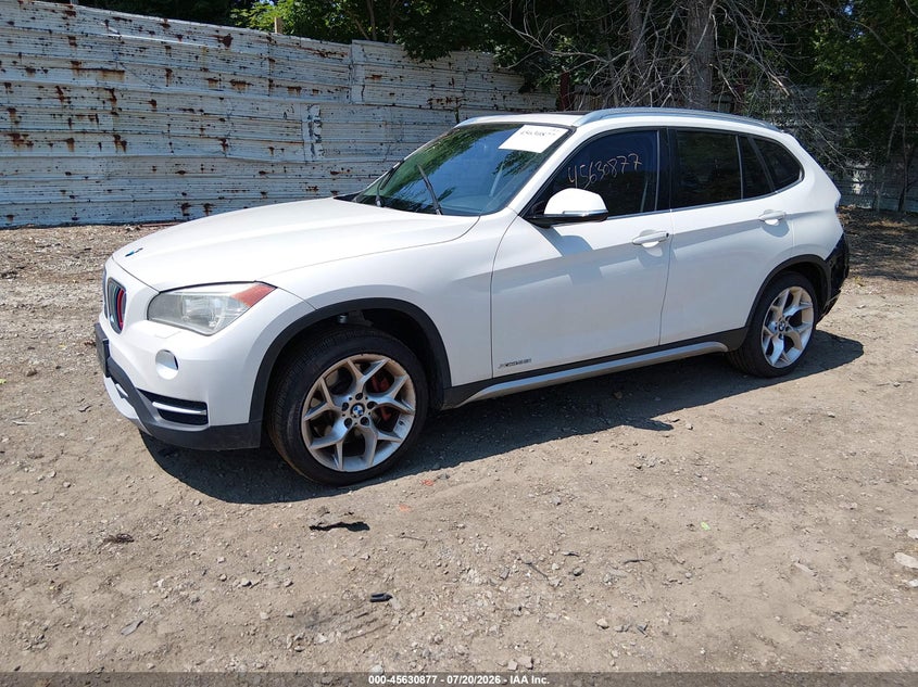 2013 BMW X1 VIN WBAVM5C5XDVV89319 IAAI salvage auction — REAR END, Clear (Massachusetts), sold $1,250 on 2026-07-29 (photo 2)