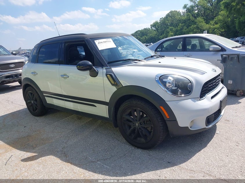 2014 Mini Countryman VIN WMWZC5C53EWP36774 IAAI salvage auction — NORMAL WEAR, Clear (Kansas), sold $1,900 on 2026-07-29 (photo 1)