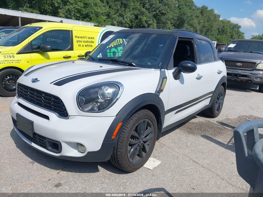 2014 Mini Countryman VIN WMWZC5C53EWP36774 IAAI salvage auction — NORMAL WEAR, Clear (Kansas), sold $1,900 on 2026-07-29 (photo 2)