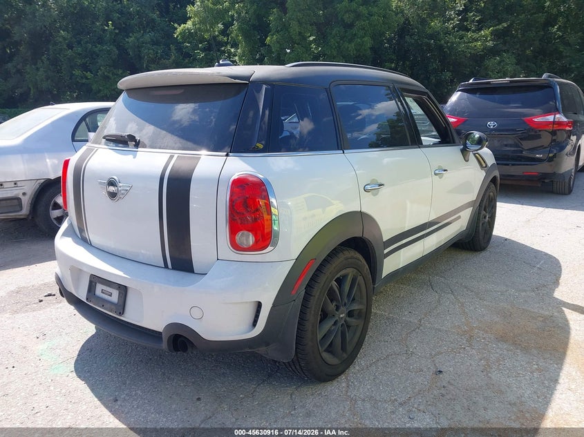 2014 Mini Countryman VIN WMWZC5C53EWP36774 IAAI salvage auction — NORMAL WEAR, Clear (Kansas), sold $1,900 on 2026-07-29 (photo 4)