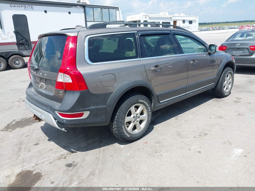 2010 Volvo Xc70 VIN YV4982BZ1A1083048 IAAI salvage auction — UNDERCARRIAGE, Salvage (Nebraska), sold $700 on 2026-08-06 (photo 4)