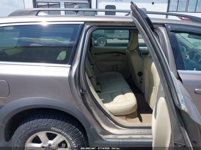 2010 Volvo Xc70 VIN YV4982BZ1A1083048 IAAI salvage auction — UNDERCARRIAGE, Salvage (Nebraska), sold $700 on 2026-08-06 (photo 8)