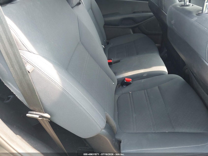 2018 Kia Sorento VIN 5XYPG4A32JG409347 IAAI salvage auction — NORMAL WEAR, Clear (Illinois), sold $3,450 on 2026-07-29 (photo 8)