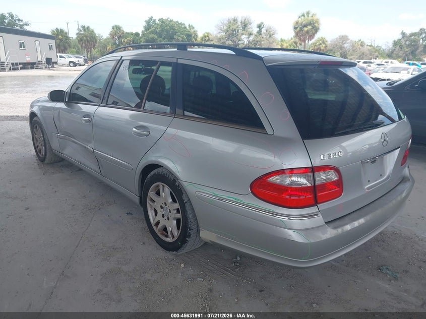 2004 Mercedes-benz E-klasse VIN WDBUH65J64A392124 IAAI salvage auction — LEFT SIDE, Rebuildable (Florida), sold $475 on 2026-07-29 (photo 3)