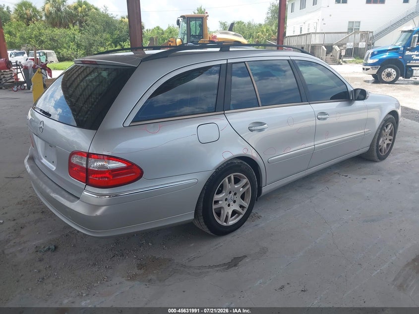 2004 Mercedes-benz E-klasse VIN WDBUH65J64A392124 IAAI salvage auction — LEFT SIDE, Rebuildable (Florida), sold $475 on 2026-07-29 (photo 4)