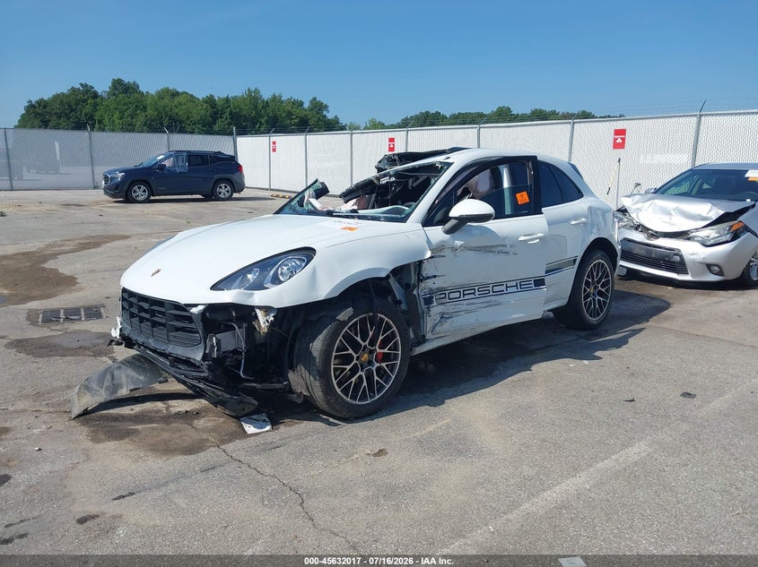 2016 Porsche Macan VIN WP1AF2A55GLB92886 IAAI salvage auction — ROOF, Wait Title, sold $6,050 on 2026-09-17 (photo 2)