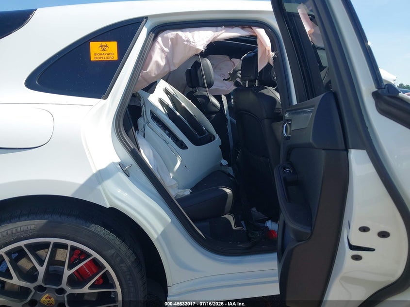 2016 Porsche Macan VIN WP1AF2A55GLB92886 IAAI salvage auction — ROOF, Wait Title, sold $6,050 on 2026-09-17 (photo 8)