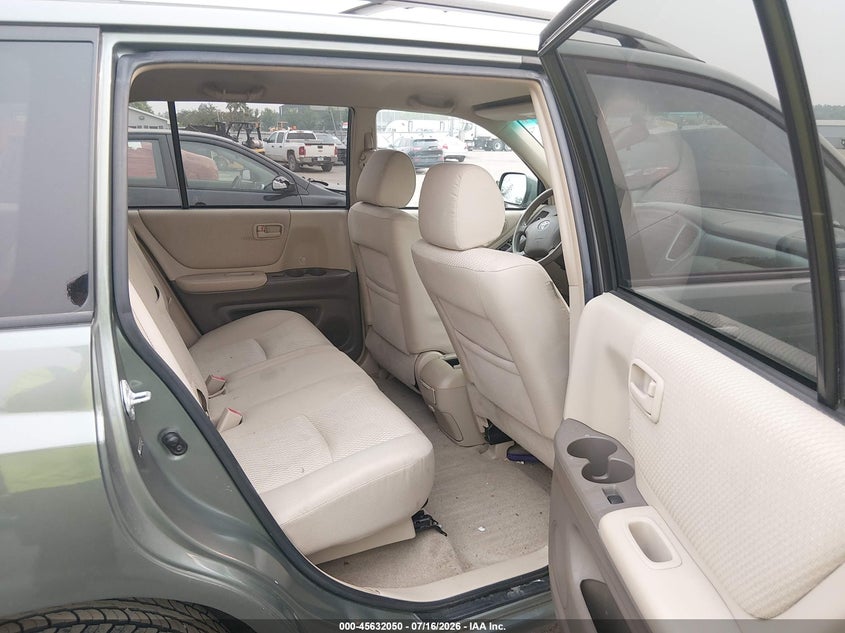 2007 Toyota Highlander VIN JTEGD21A770171162 IAAI salvage auction — NORMAL WEAR, Original (Ohio), sold $325 on 2026-07-21 (photo 8)