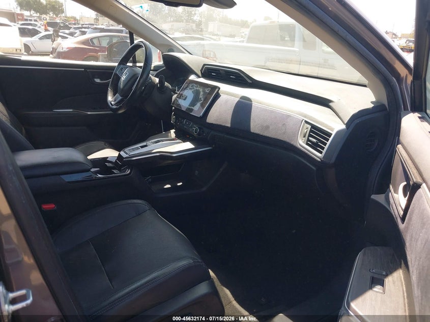 2018 Honda Clarity VIN JHMZC5F33JC004930 IAAI salvage auction — LEFT REAR, Salvage (California), sold $2,650 on 2026-07-29 (photo 5)