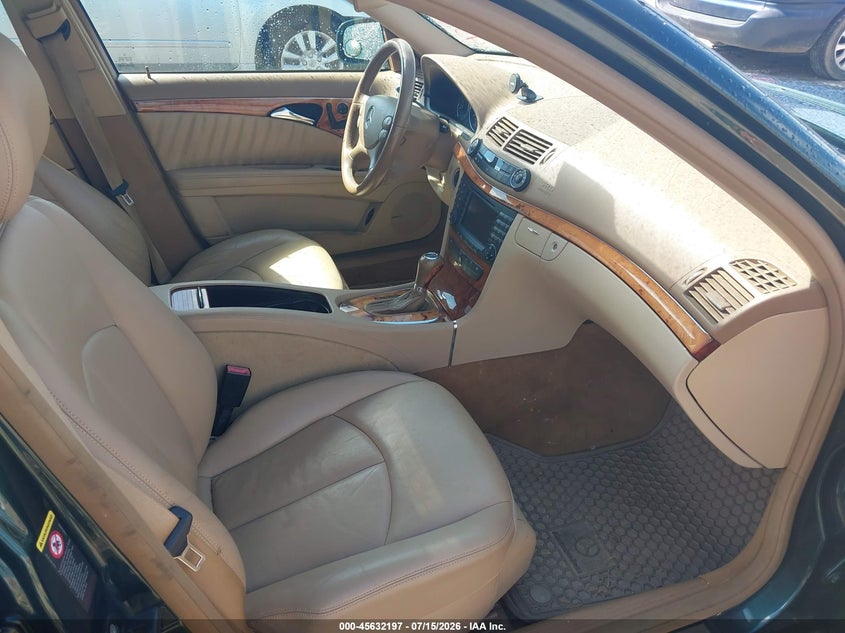 2007 Mercedes-benz E-class VIN WDBUH87X17X220811 IAAI salvage auction — NORMAL WEAR, Clear (Alabama), sold $200 on 2026-07-28 (photo 5)