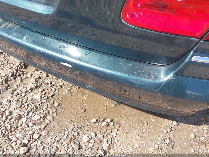 2007 Mercedes-benz E-class VIN WDBUH87X17X220811 IAAI salvage auction — NORMAL WEAR, Clear (Alabama), sold $200 on 2026-07-28 (photo 6)