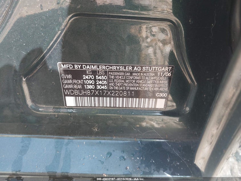 2007 Mercedes-benz E-class VIN WDBUH87X17X220811 IAAI salvage auction — NORMAL WEAR, Clear (Alabama), sold $200 on 2026-07-28 (photo 9)