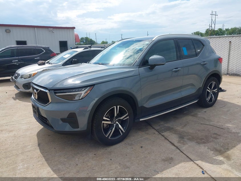 2023 Volvo Xc40 VIN YV4L12UK9P2966117 IAAI salvage auction — NORMAL WEAR, Clear (Missouri), sold $3,050 on 2026-07-28 (photo 2)