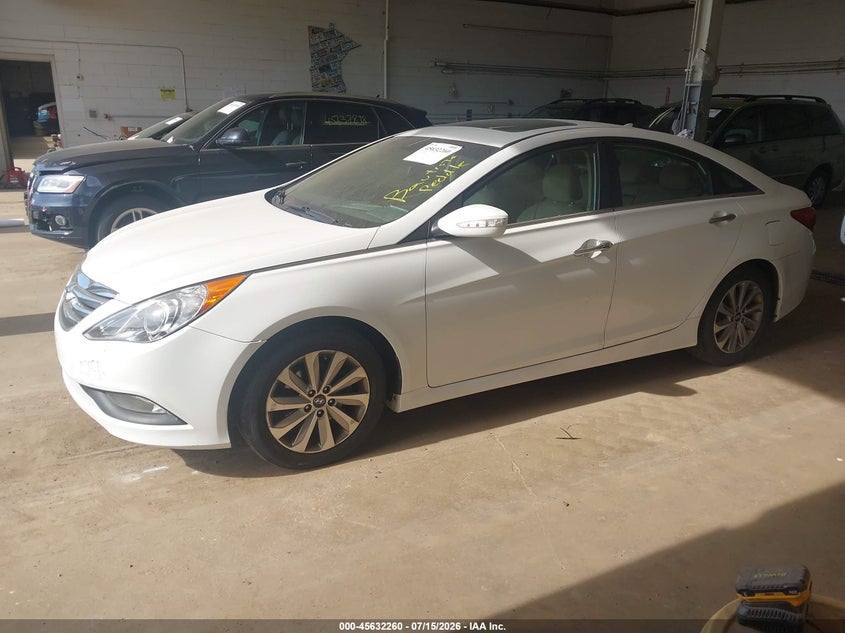 2014 Hyundai Sonata VIN 5NPEC4AC6EH856992 IAAI salvage auction — NORMAL WEAR, Clear (Minnesota), sold $250 on 2026-07-29 (photo 2)