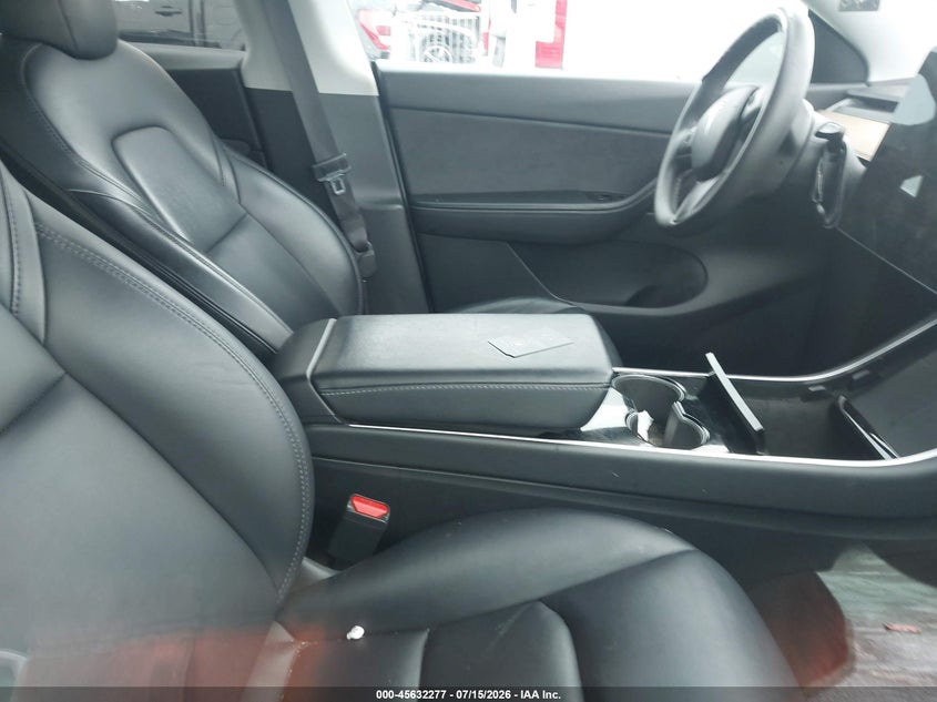 2021 Tesla Model y VIN 5YJYGDEE7MF082164 IAAI salvage auction — FRONT END, Wait Title, sold $7,100 on 2026-08-29 (photo 5)