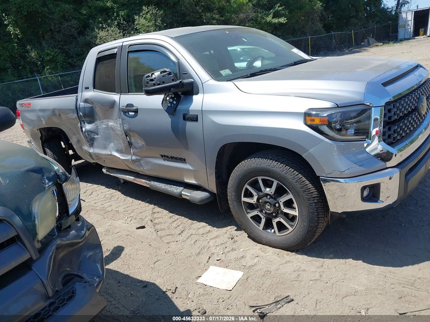 2020 Toyota Tundra VIN 5TFUY5F10LX877252 — IAAI salvage auction photo