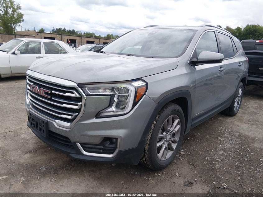 2024 Gmc Terrain VIN 3GKALPEGXRL200902 IAAI salvage auction — REAR END, Wait Title, sold $11,100 on 2026-07-30 (photo 2)