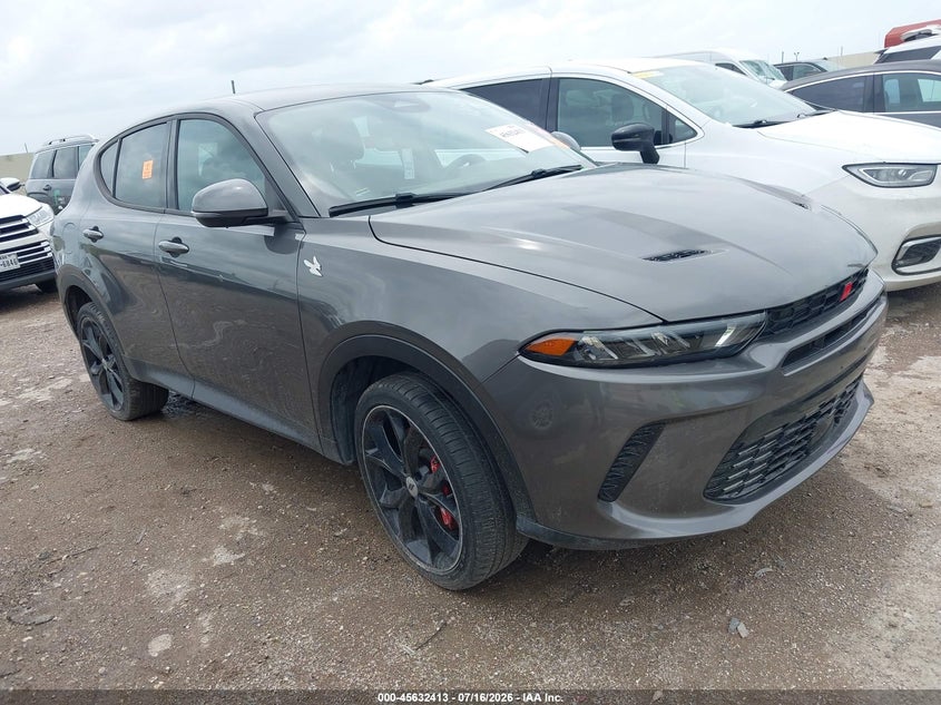 2024 Dodge Hornet VIN ZACNDFAN9R3A22715 IAAI salvage auction — WATER/FLOOD, Salvage (Texas), sold $5,325 on 2026-08-03 (photo 1)