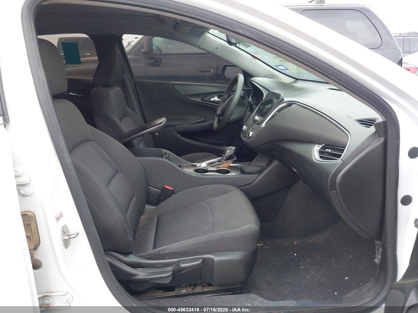 2021 Chevrolet Malibu VIN 1G1ZD5ST9MF011333 IAAI salvage auction — ENGINE DAMAGE, Nrc Lienholder Repossession Paperwork (Texas), sold $2,750 on 2026-08-03 (photo 5)