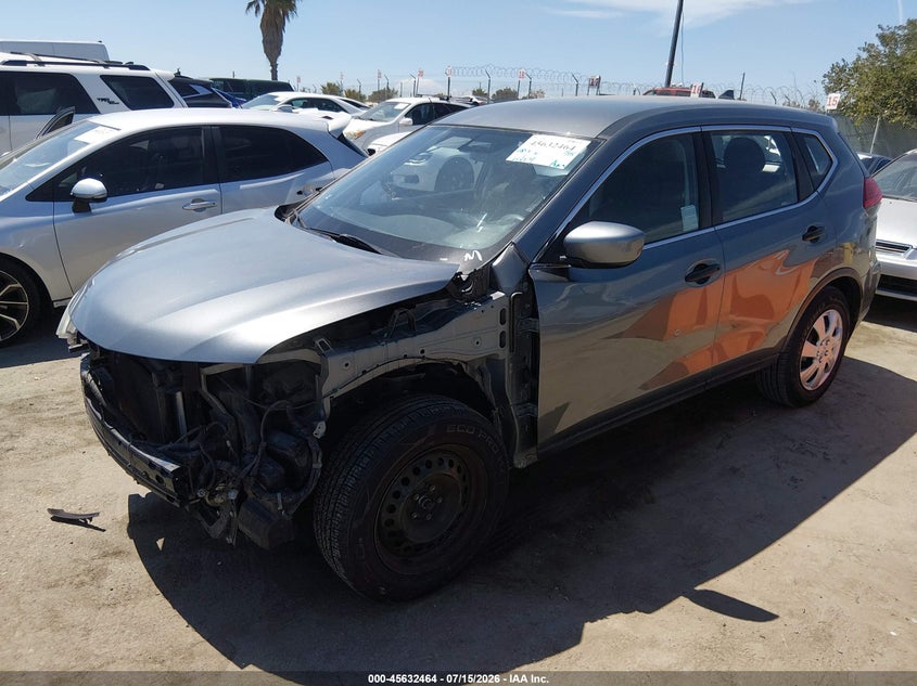 2017 Nissan Rogue VIN JN8AT2MT7HW148722 IAAI salvage auction — LEFT FRONT, Salvage Title, sold $25 on 2026-07-29 (photo 2)