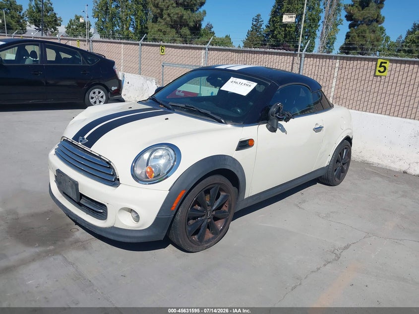 2015 Mini Coupe VIN WMWSX1C55FT623314 IAAI salvage auction — NORMAL WEAR, Clear - Dealer Only (California), sold $625 on 2026-07-29 (photo 2)