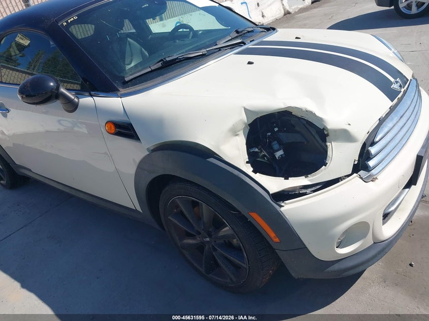 2015 Mini Coupe VIN WMWSX1C55FT623314 IAAI salvage auction — NORMAL WEAR, Clear - Dealer Only (California), sold $625 on 2026-07-29 (photo 6)