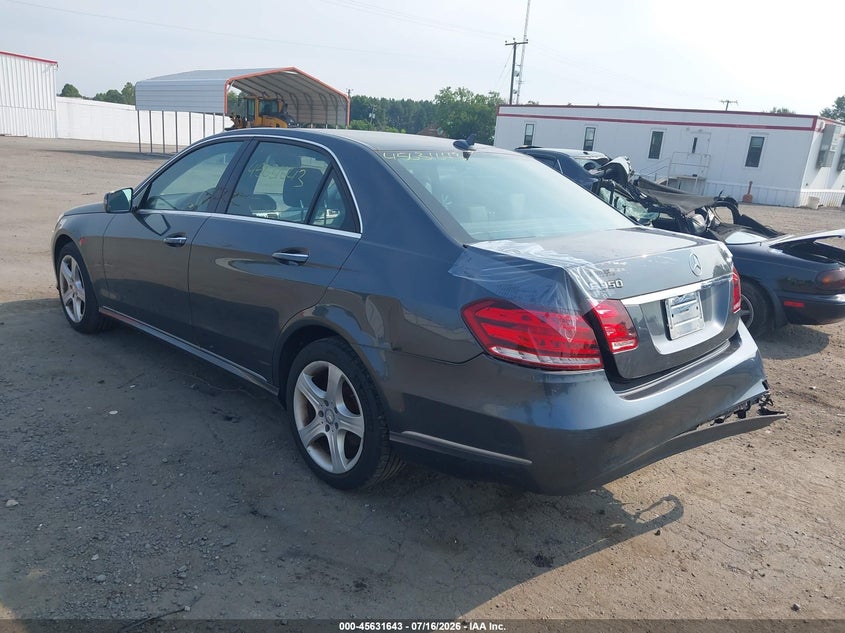 2014 Mercedes-benz E-klasse VIN WDDHF8JB9EB058898 IAAI salvage auction — RIGHT REAR, Salvage (Virginia), sold $3,750 on 2026-08-18 (photo 3)