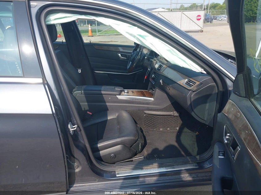 2014 Mercedes-benz E-klasse VIN WDDHF8JB9EB058898 IAAI salvage auction — RIGHT REAR, Salvage (Virginia), sold $3,750 on 2026-08-18 (photo 5)