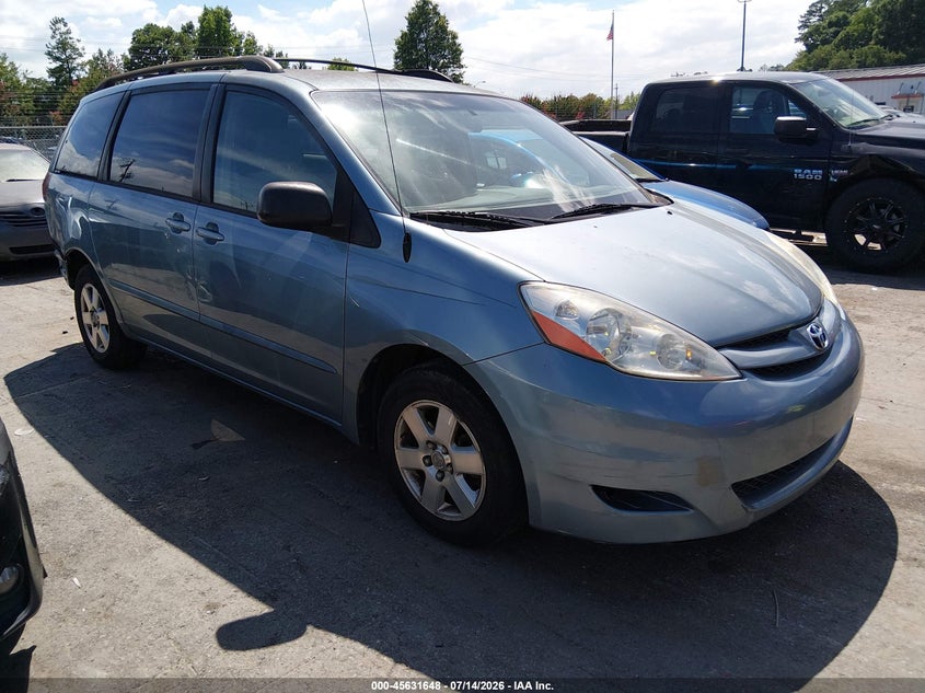 2008 Toyota Sienna VIN 5TDZK23C28S192081 IAAI salvage auction — NORMAL WEAR, Clear-Dealer Only (North Carolina), sold $800 on 2026-07-29 (photo 1)