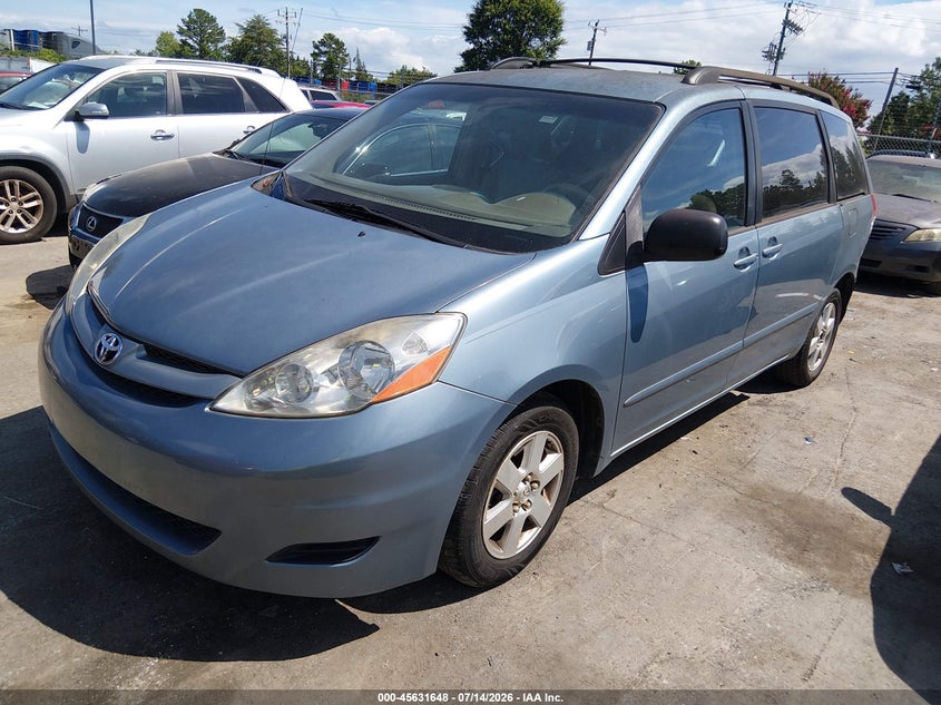 2008 Toyota Sienna VIN 5TDZK23C28S192081 IAAI salvage auction — NORMAL WEAR, Clear-Dealer Only (North Carolina), sold $800 on 2026-07-29 (photo 2)