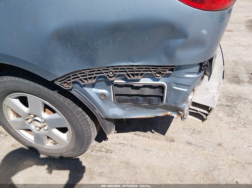 2008 Toyota Sienna VIN 5TDZK23C28S192081 IAAI salvage auction — NORMAL WEAR, Clear-Dealer Only (North Carolina), sold $800 on 2026-07-29 (photo 6)