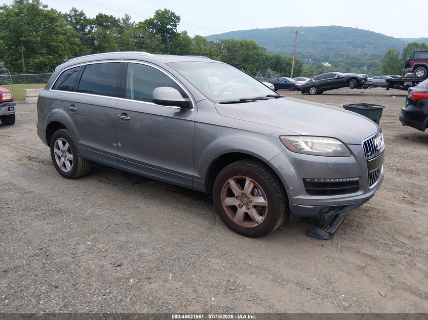 2011 Audi Q7 VIN WA1LGAFEXBD010445 IAAI salvage auction — NORMAL WEAR, Clear (New Jersey), sold $375 on 2026-07-30 (photo 1)