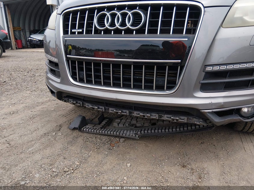 2011 Audi Q7 VIN WA1LGAFEXBD010445 IAAI salvage auction — NORMAL WEAR, Clear (New Jersey), sold $375 on 2026-07-30 (photo 6)