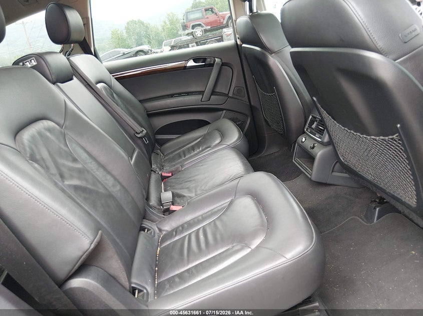 2011 Audi Q7 VIN WA1LGAFEXBD010445 IAAI salvage auction — NORMAL WEAR, Clear (New Jersey), sold $375 on 2026-07-30 (photo 8)