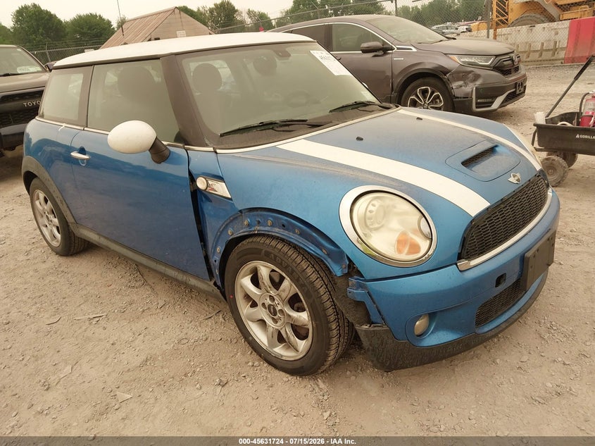 2008 Mini Cooper VIN WMWMF73508TV35868 IAAI salvage auction — RIGHT FRONT, Mv-907A (New York), sold $725 on 2026-08-02 (photo 1)