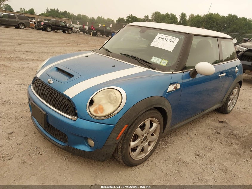 2008 Mini Cooper VIN WMWMF73508TV35868 IAAI salvage auction — RIGHT FRONT, Mv-907A (New York), sold $725 on 2026-08-02 (photo 2)