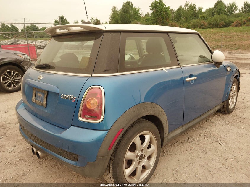 2008 Mini Cooper VIN WMWMF73508TV35868 IAAI salvage auction — RIGHT FRONT, Mv-907A (New York), sold $725 on 2026-08-02 (photo 4)