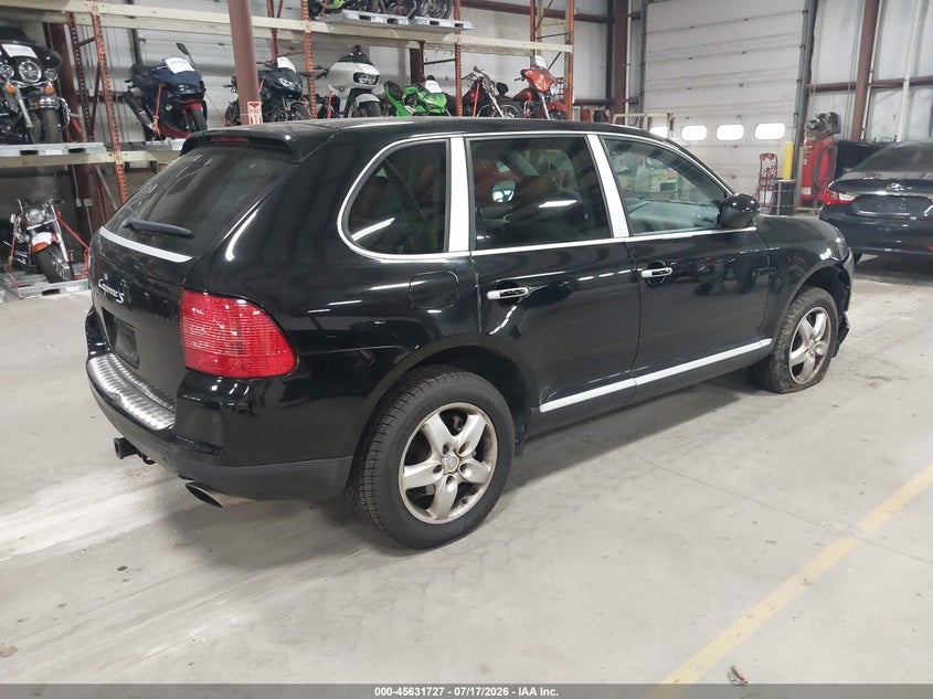 2004 Porsche Cayenne VIN WP1AB29P64LA69059 IAAI salvage auction — RIGHT FRONT, Clear (Michigan), sold $825 on 2026-08-06 (photo 4)