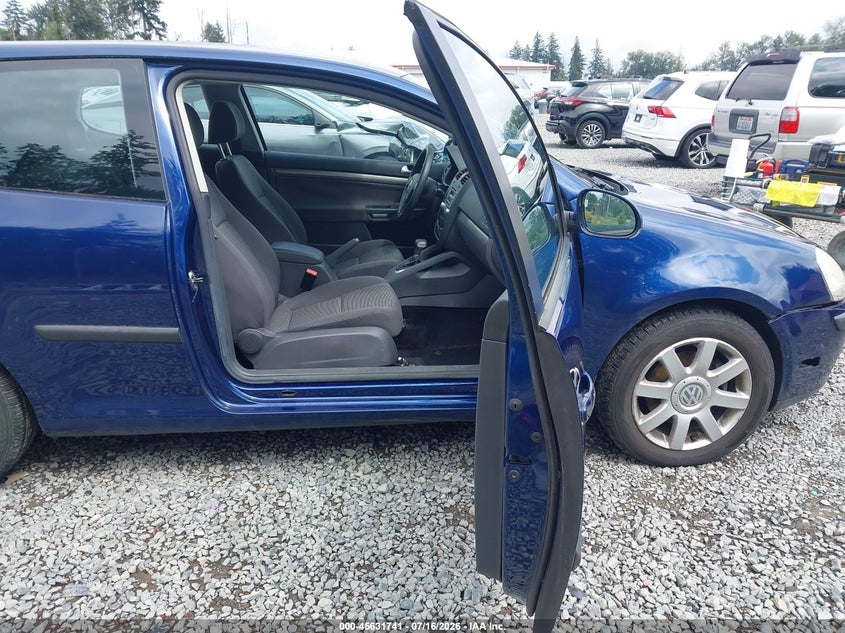2007 Volkswagen Rabbit VIN WVWBR71K37W278017 IAAI salvage auction — REAR END, Bill Of Sale (Washington), sold $775 on 2026-08-05 (photo 5)