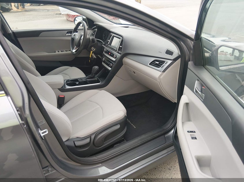 2019 Hyundai Sonata VIN 5NPE24AA3KH775946 IAAI salvage auction — NORMAL WEAR, Sf97 (California), sold $9,350 on 2026-07-30 (photo 5)