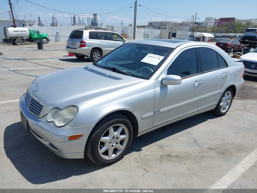 2002 Mercedes-benz C class VIN WDBRF61J72E002770 IAAI salvage auction — REAR END, Salvage (California), sold $600 on 2026-08-12 (photo 2)