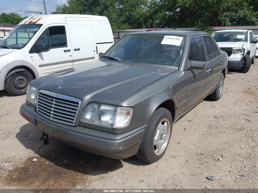 1987 Mercedes-benz 300 VIN WDBEA30D5HA368184 IAAI salvage auction — NORMAL WEAR, Original (Texas), sold $250 on 2026-07-23 (photo 6)